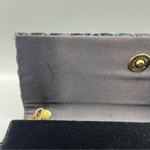 Whiting and Davis Velvet Weave Shoulder Bag Clutch - Picture 6 of 7